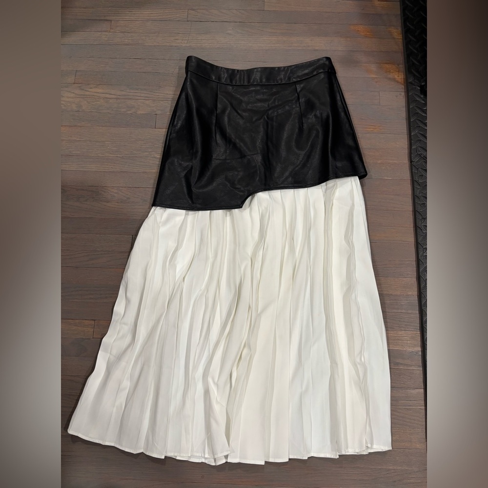 467. Commense Asymmetric Patchwork Faux Leather Chiffon Pleated Maxi Skirt M - Picture 4 of 10